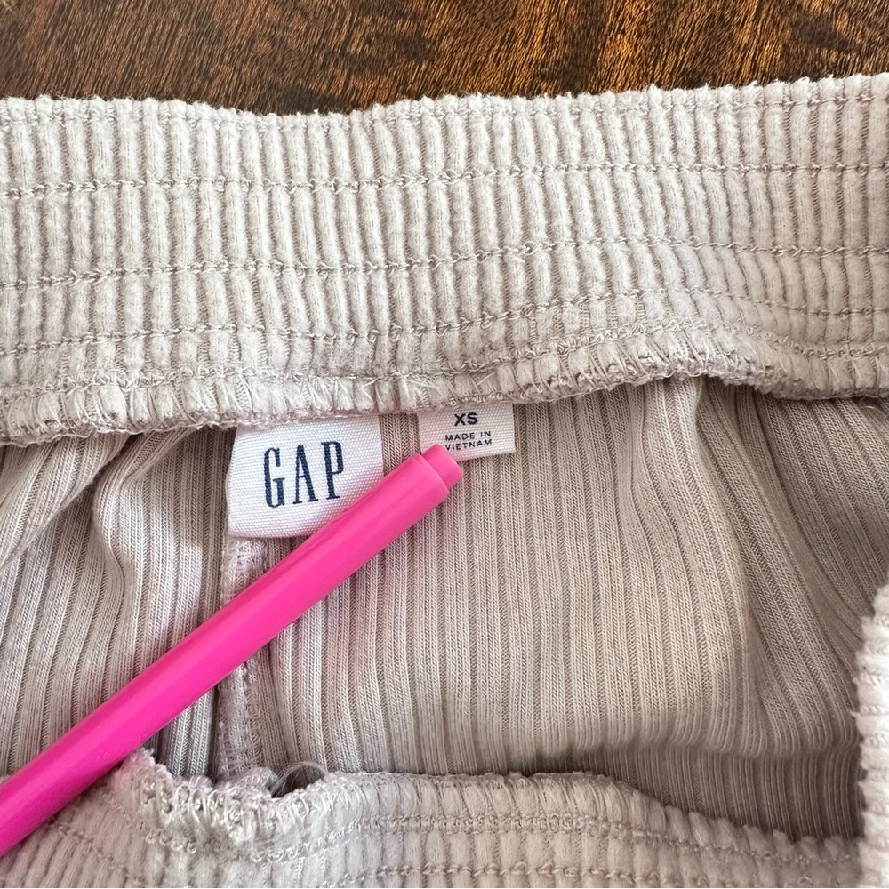 GAP Women's Cozy Rib Set - Picture 8 of 8